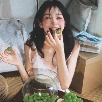 万花嬉春
